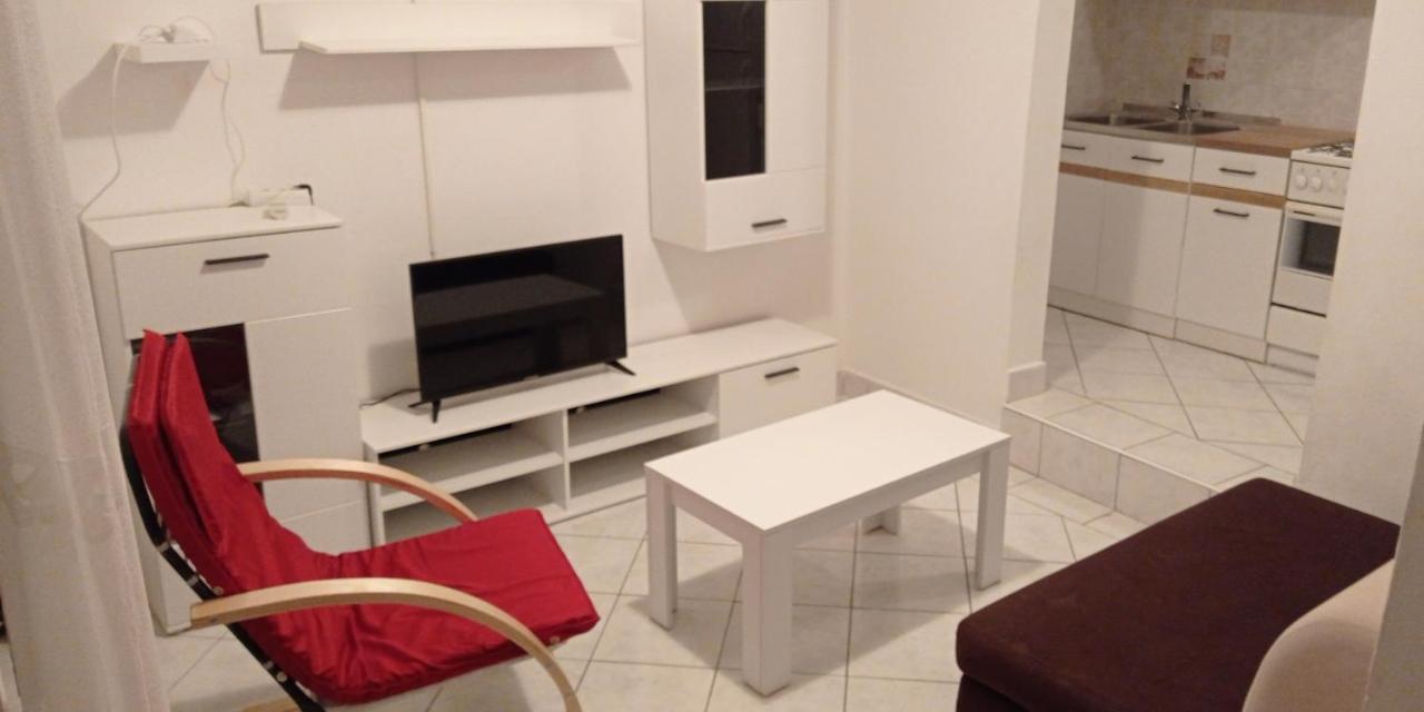 Apartments Tatjana Martinscica  Ngoại thất bức ảnh