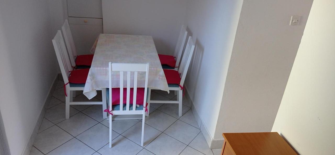 Apartments Tatjana Martinscica  Ngoại thất bức ảnh